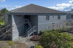 1987 Gearhart Green Dr, Gearhart, OR 97138 - Photo 2