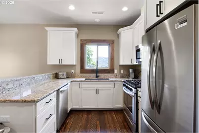 955 Oak Hill Rd, Roseburg, OR 97471 - Photo 14
