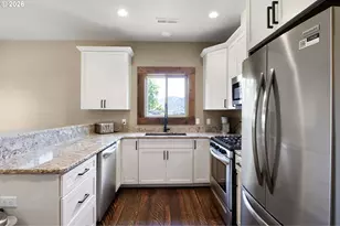 955 Oak Hill Rd, Roseburg, OR 97471 - Photo 14