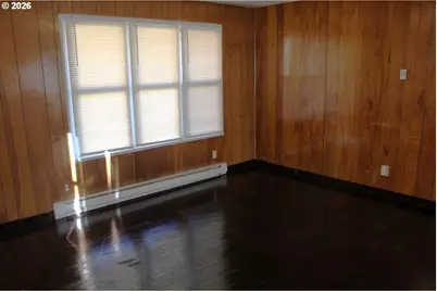 2906 E 12th St, Vancouver, WA 98661 - Photo 4