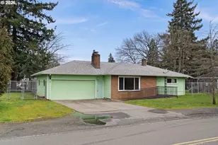 6211 SE Clatsop St, Portland, OR 97206 - Photo 2