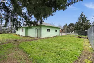 6211 SE Clatsop St, Portland, OR 97206 - Photo 26