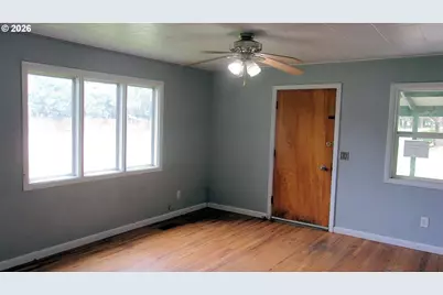 944 5th St, Lyons, OR 97358 - Photo 4