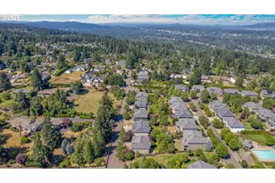 4823 Ireland Ln, West Linn, OR 97068 - Photo 46