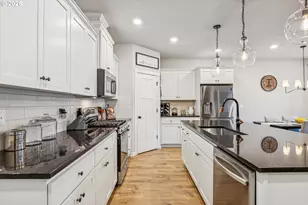 2081 Silverstone Dr, Forest Grove, OR 97116 - Photo 10