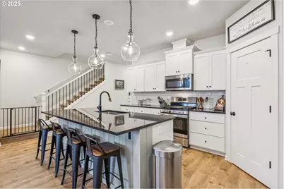 2081 Silverstone Dr, Forest Grove, OR 97116 - Photo 8