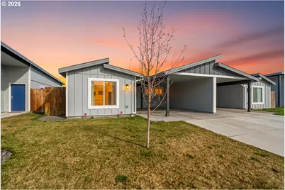 277 Merrick Ave, Umatilla, OR 97882 - Photo 1