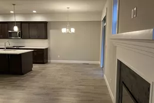 1048 NE Regan Hill Loop, Estacada, OR 97023 - Photo 10