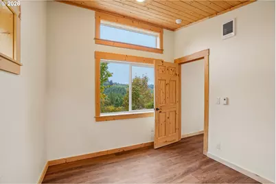 1836 Hazel Dell Rd, Castle Rock, WA 98611 - Photo 18