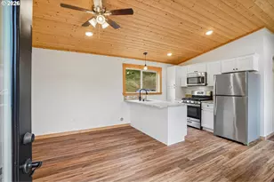 1836 Hazel Dell Rd, Castle Rock, WA 98611 - Photo 4
