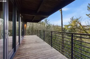 4183 SW Greenleaf Dr, Portland, OR 97221 - Photo 42