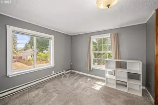 204 19th St, Springfield, OR 97477 - Photo 26