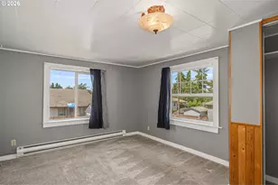 204 19th St, Springfield, OR 97477 - Photo 22