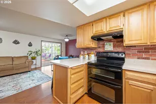 6952 C St, Springfield, OR 97478 - Photo 18
