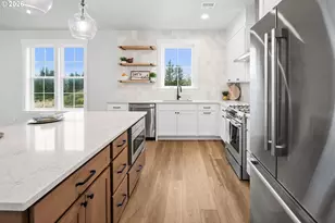 2200 SE Timber Country Dr, Warrenton, OR 97146 - Photo 6