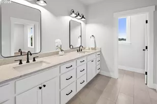 2200 SE Timber Country Dr, Warrenton, OR 97146 - Photo 24