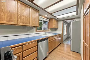 2855 SW Faith Ct, Troutdale, OR 97060 - Photo 12