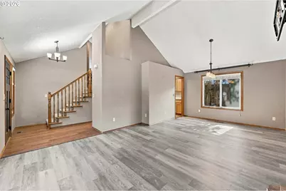 2855 SW Faith Ct, Troutdale, OR 97060 - Photo 8