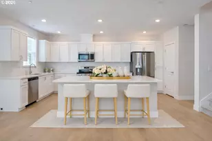 12935 SW Tabor Ter, Beaverton, OR 97007 - Photo 2