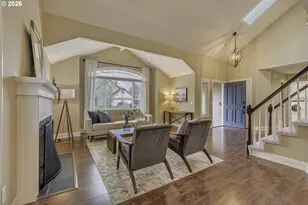 10680 SW Kiowa Ct, Tualatin, OR 97062 - Photo 8