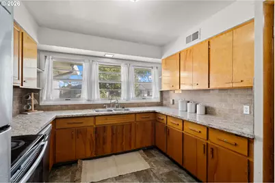 799 W Tamarack Ave, Hermiston, OR 97838 - Photo 12