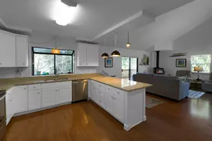 1735 Arch Ln, Brookings, OR 97415 - Photo 2