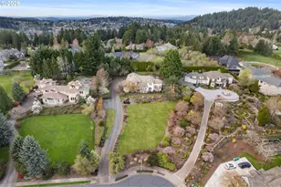 11830 SE Eastbourne Ln, Happy Valley, OR 97086 - Photo 6