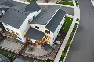 11542 NW Kearney St, Portland, OR 97229 - Photo 36