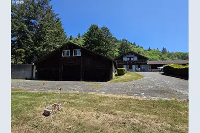 16005 Carson Ln, Brookings, OR 97415 - Photo 2