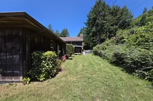 16005 Carson Ln, Brookings, OR 97415 - Photo 4