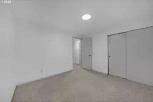 654 NW Bryant Ct, Dallas, OR 97338 - Photo 18