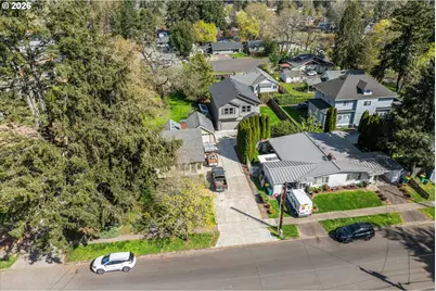 1631 22nd Ave, Forest Grove, OR 97116 - Photo 2