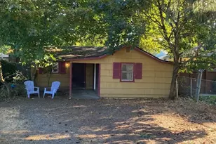 11126 SE Boise St, Portland, OR 97266 - Photo 2