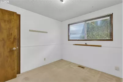 14650 SE Thelma Cir, Milwaukie, OR 97267 - Photo 16
