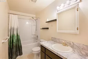 409 NE 85th St, Vancouver, WA 98665 - Photo 12