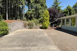 88076 Leeward Dr, Florence, OR 97439 - Photo 36