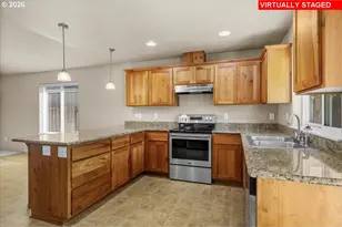 2287 SW Gayle Way, Grants Pass, OR 97527 - Photo 8