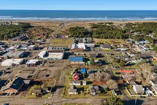 208 2nd St, Long Beach, WA 98631 - Photo 6