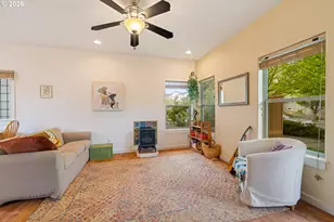 1229 29th St, Hood River, OR 97031 - Photo 10