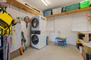 1229 29th St, Hood River, OR 97031 - Photo 26