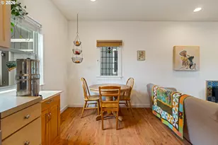1229 29th St, Hood River, OR 97031 - Photo 8