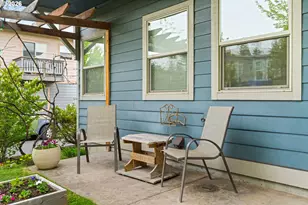 1229 29th St, Hood River, OR 97031 - Photo 4