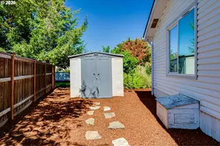 1816 Fountain Ct, Eugene, OR 97402 - Photo 32