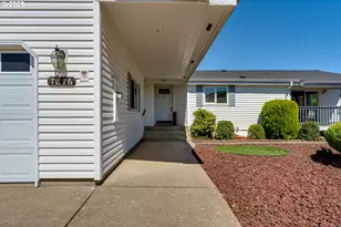 1816 Fountain Ct, Eugene, OR 97402 - Photo 2