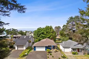 2709 NW Mast Ave, Lincoln City, OR 97367 - Photo 2