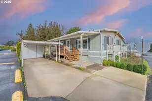 3289 Ash St, Hubbard, OR 97032 - Photo 1