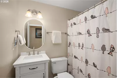 605 E Foothills Dr, Newberg, OR 97132 - Photo 22