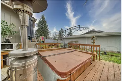 385 N 6th St, Saint Helens, OR 97051 - Photo 24