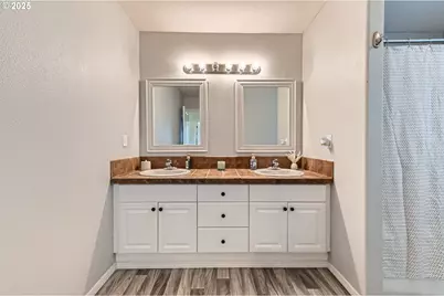 15566 SE Melinda Ct, Damascus, OR 97089 - Photo 22