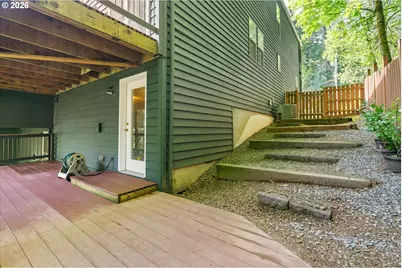 1239 SW Gaines St, Portland, OR 97239 - Photo 32